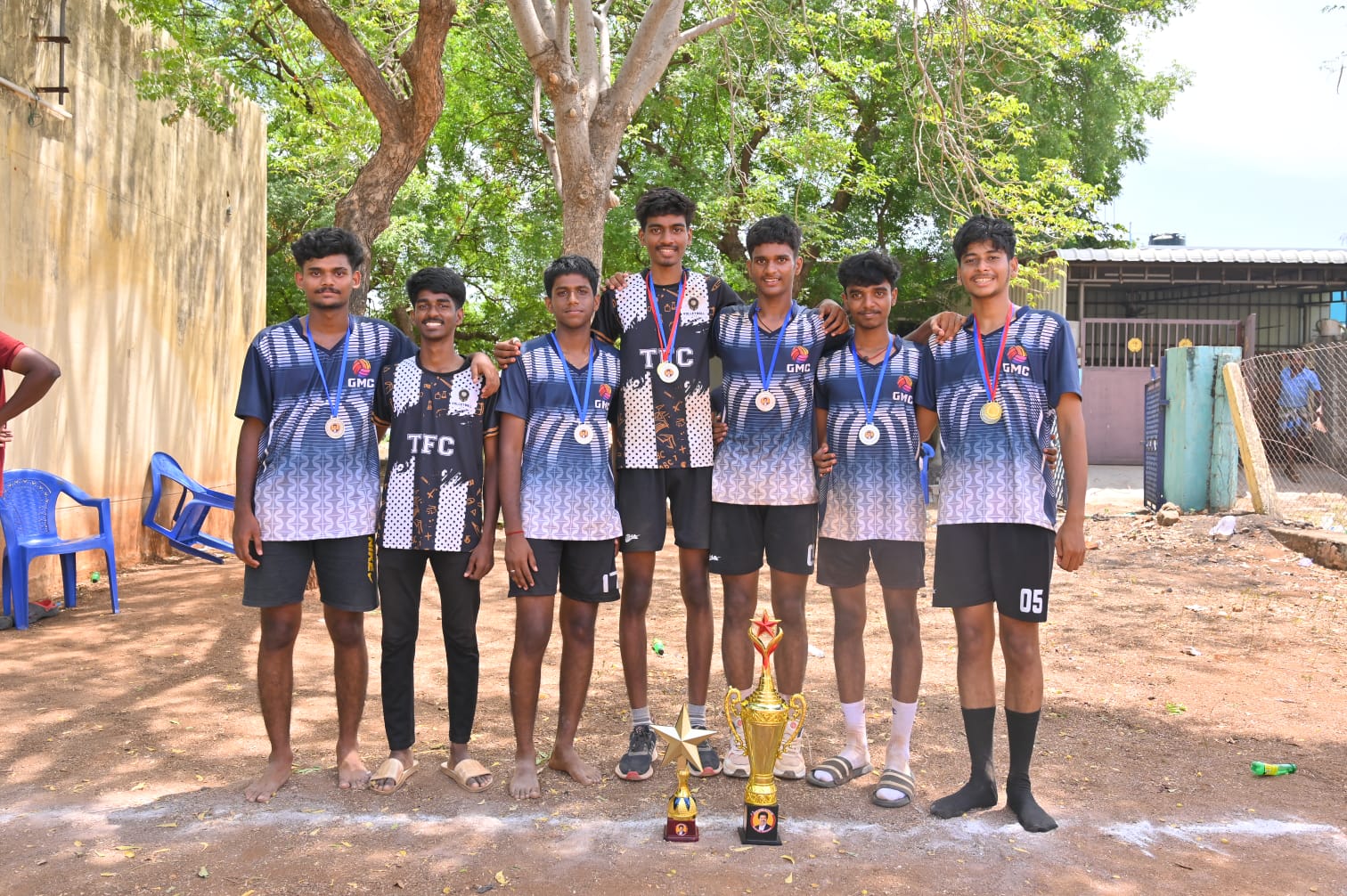 இலவச மருத்துவ மற்றும் சுகாதார ஆலோசனை முகாம்